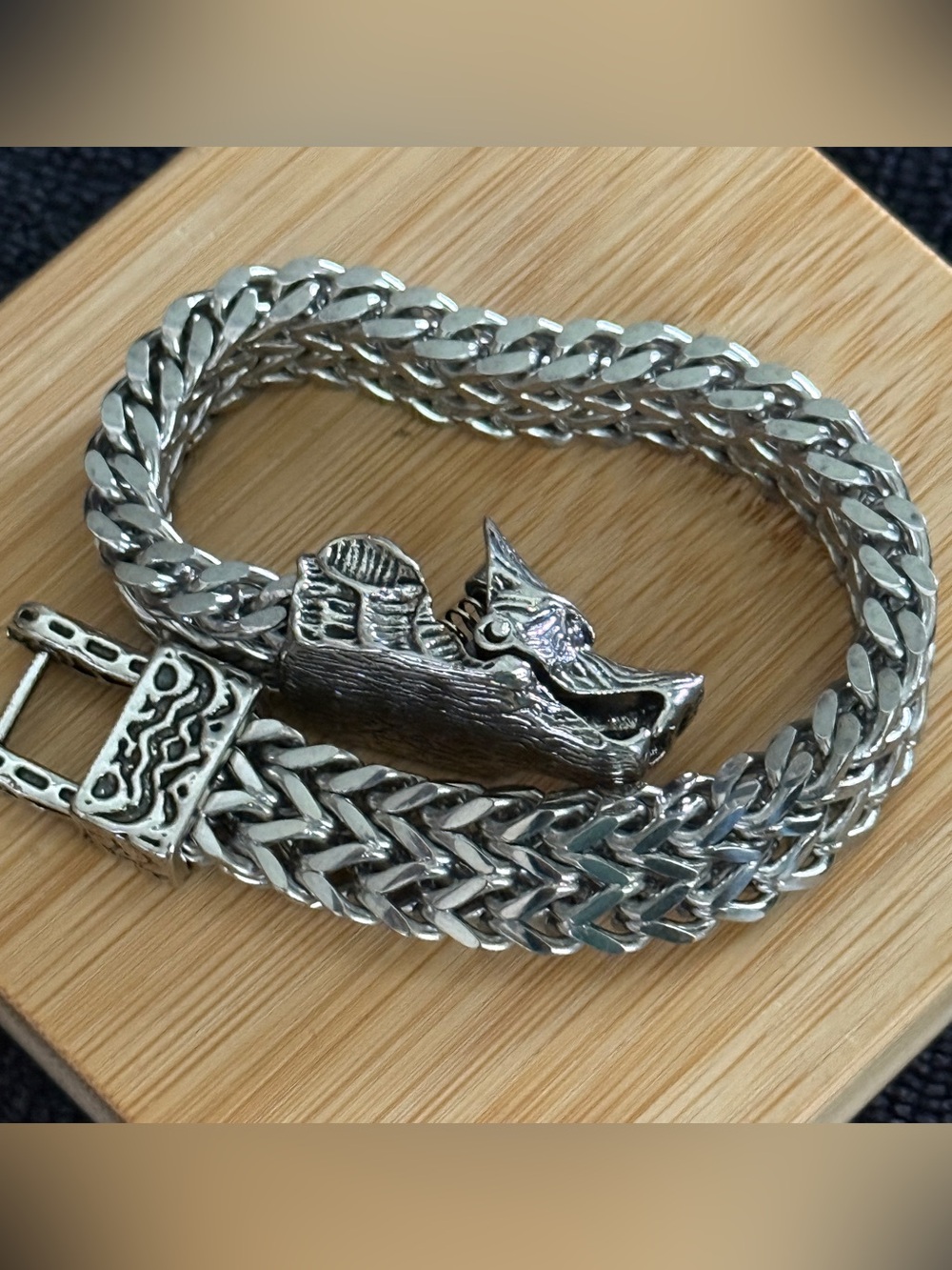 Stainless steel wolf head bracelet